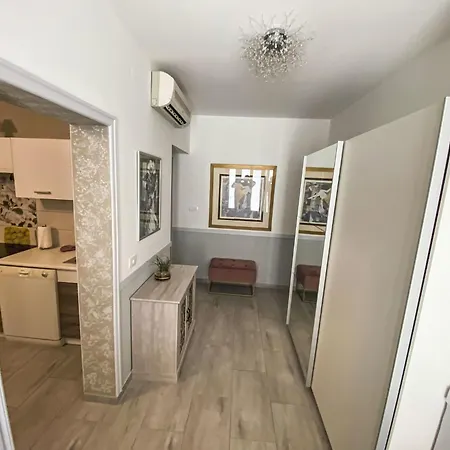 Partial Sea & View By Interhome غاباس